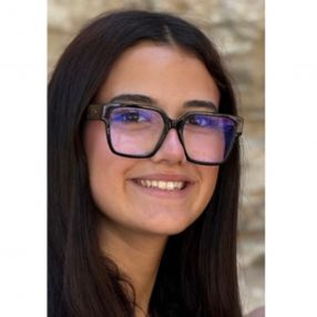 Carla, Niñera o canguro en Santpedor