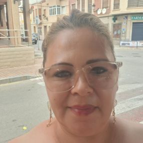 Cynthia, Niñera o canguro en Alguazas