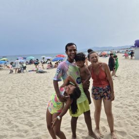 Vicky, Familia en Cambrils