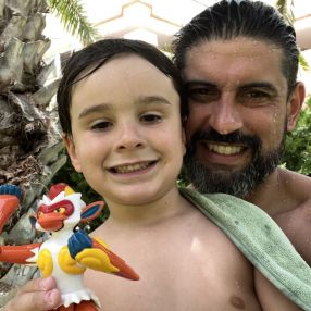 Germán, Familia en Dos Hermanas