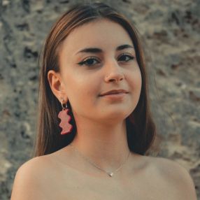 Daiana, Niñera o canguro en Perales de Tajuña