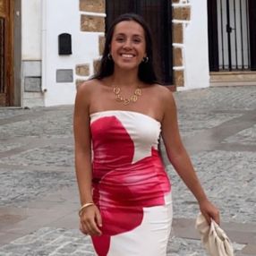 Maria, Niñera o canguro en Osuna