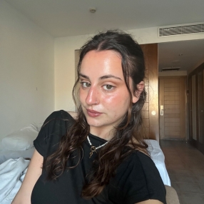 Paloma, Niñera o canguro en San Bartolomé