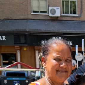 María, Niñera o canguro en Carballo