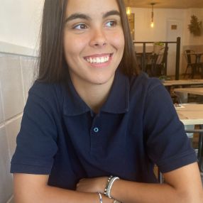 Emma, Niñera o canguro en Barberà del Vallès