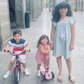 Mt, Family in Huelva