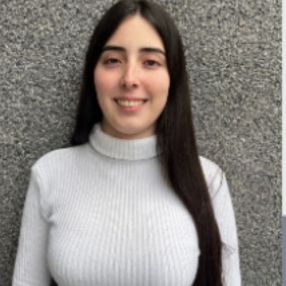 Júlia, Niñera o canguro en Olesa de Montserrat