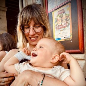 Ainara, Familia en Pamplona