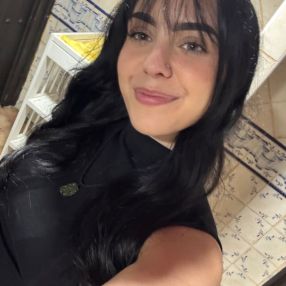 Carla, Niñera o canguro en Serranillos del Valle