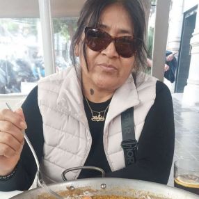 Hilda, Niñera o canguro en Corbera
