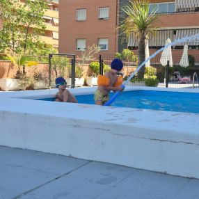 Manuel, Familia en Sevilla