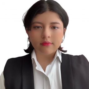 Nicol, Niñera o canguro en Maria de la Salut