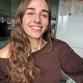 Johana, Babysitter in Amurrio