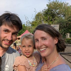 Adrien, Familia en Bilbao