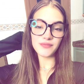 Nayara, Niñera o canguro en Cangas del Narcea