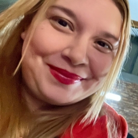 Karina, Babysitter in Arona