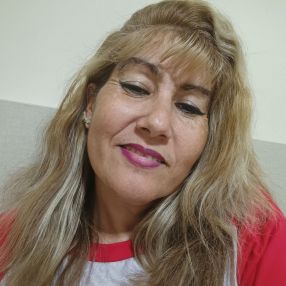 Lludmila, Babysitter in Teruel