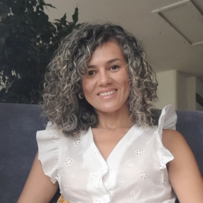 Elizabeth, Babysitter in Málaga