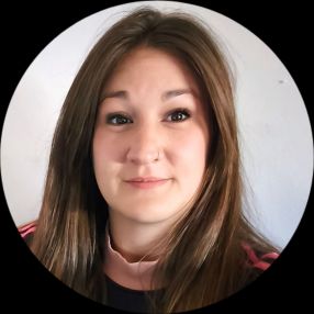 Leticia, Babysitter in Huesca