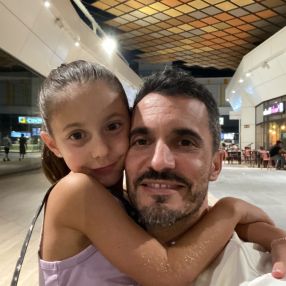 Ángel, Familia en Dos Hermanas