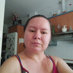 Diana, Babysitter in La Pobla de Montornès