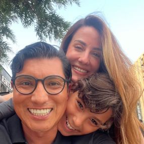Larry, Family in Barcelona