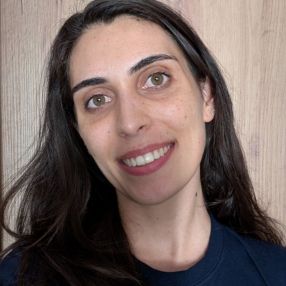 Lucia, Babysitter in Pamplona