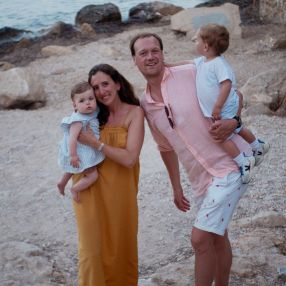Sara, Familia en Calpe