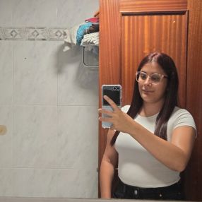 Jessica, Niñera o canguro en Mendaro