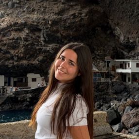 Laura, Niñera o canguro en Mazagón
