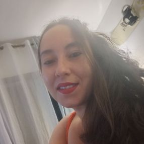 Ana, Niñera o canguro en Salteras