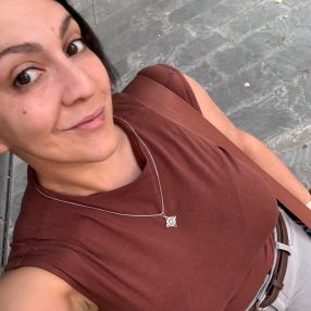 Virginia, Niñera o canguro en Tielmes