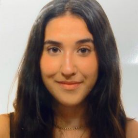 Casilda, Babysitter in Chipiona
