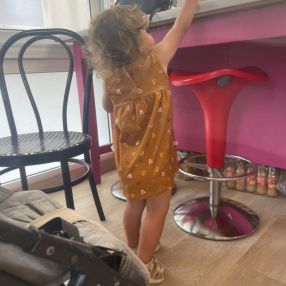 Jennyfer, Familia en Sitges