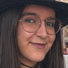 Sandra, Niñera o canguro en El Masnou