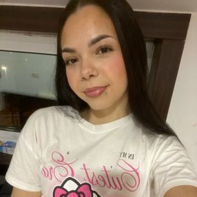 Coral, Babysitter in Nigrán