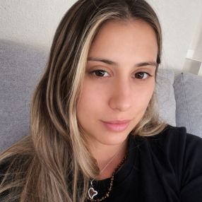 Juliana, Niñera o canguro en Lloret de Mar