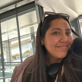 Priscila, Niñera o canguro en Laredo