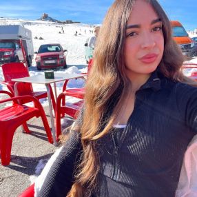 Corina, Niñera o canguro en La Vega