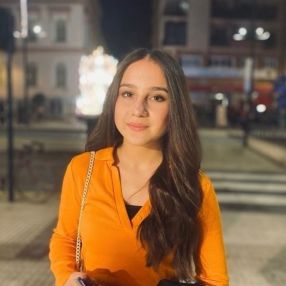 Cristina, Babysitter in Orpesa
