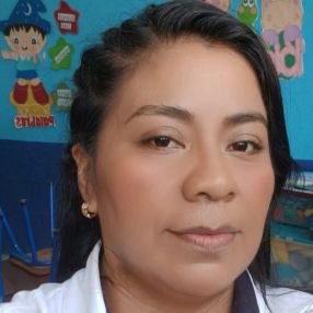 Eva Teresa, Babysitter in Alagón