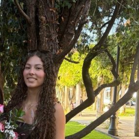 Aldara, Niñera o canguro en Mos