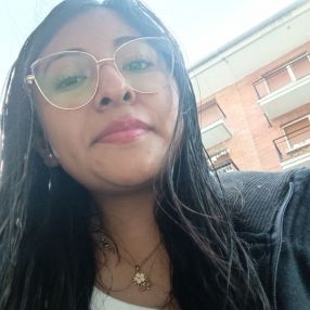 Melany, Niñera o canguro en Mendaro