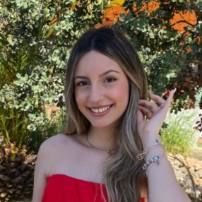 Marta, Niñera o canguro en Moguer