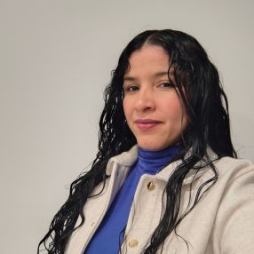 Mile, Babysitter in Benetússer
