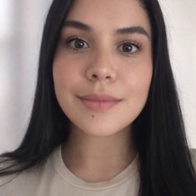 Ana Karina, Babysitter in Badalona