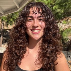Emma, Niñera o canguro en Casares