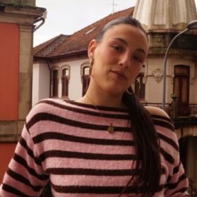 Aitana, Niñera o canguro en Masanasa