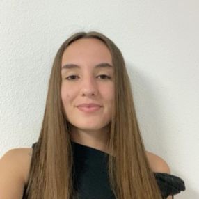 alba, Niñera o canguro en Almazora