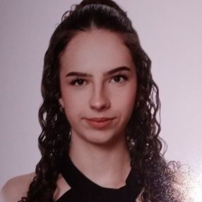 Nerea, Niñera o canguro en Yebes
